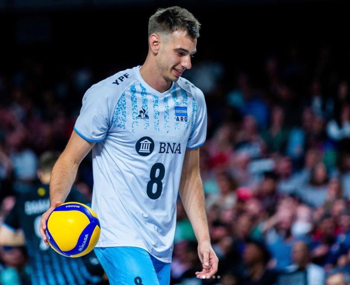 Agustín Loser es nominado en vóley en los Premios Olimpia 2023 Agustín Loser es nominado en vóley en los Premios Olimpia 2023