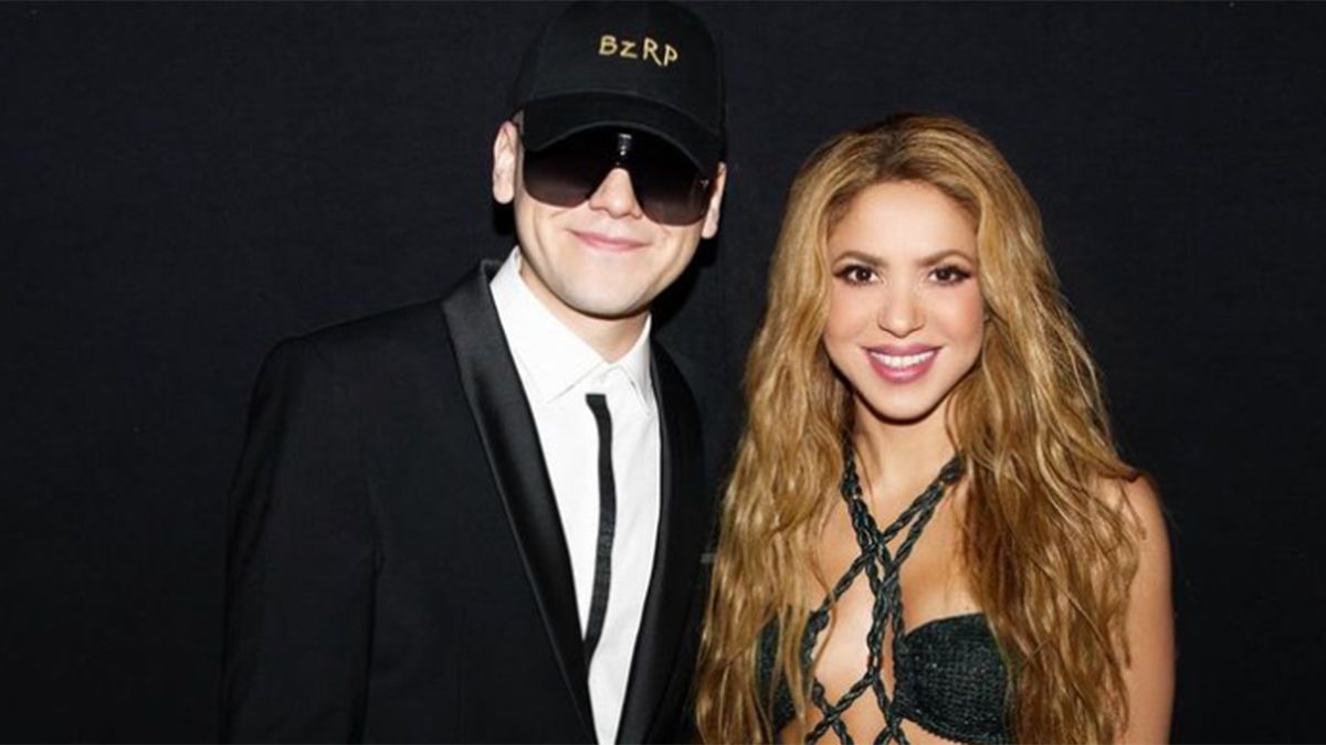 Bizarrap y Shakira. La colombiana ya tiene su estatua en Barranquilla y el argentino la felicitó en las redes.&nbsp;