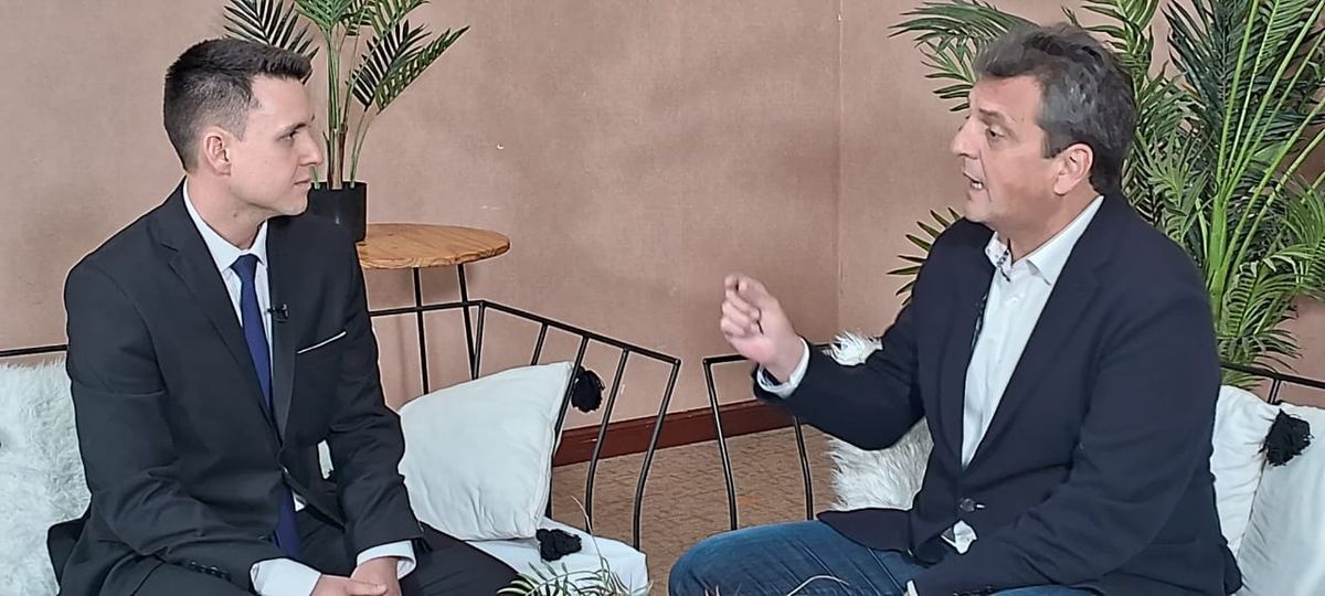 Abierto al diálogo entre partidos. Así se mostró el candidato justicialista Sergio Massa. Abierto al diálogo entre partidos. Así se mostró el candidato justicialista Sergio Massa.