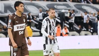 Gimnasia y Esgrima no pudo aguantarlo y Platense se lo dio vuelta sobre el final