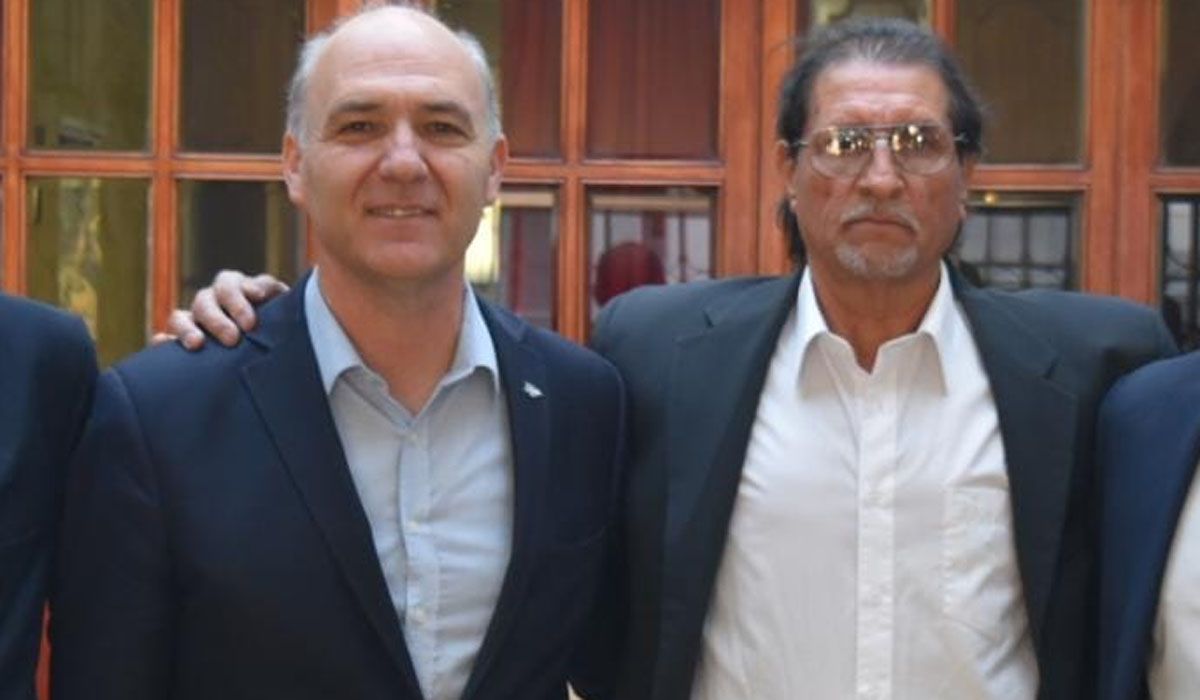 Guillermo Carmona junto a Andrés Benites, su precandidato a intendente en Luján de Cuyo.