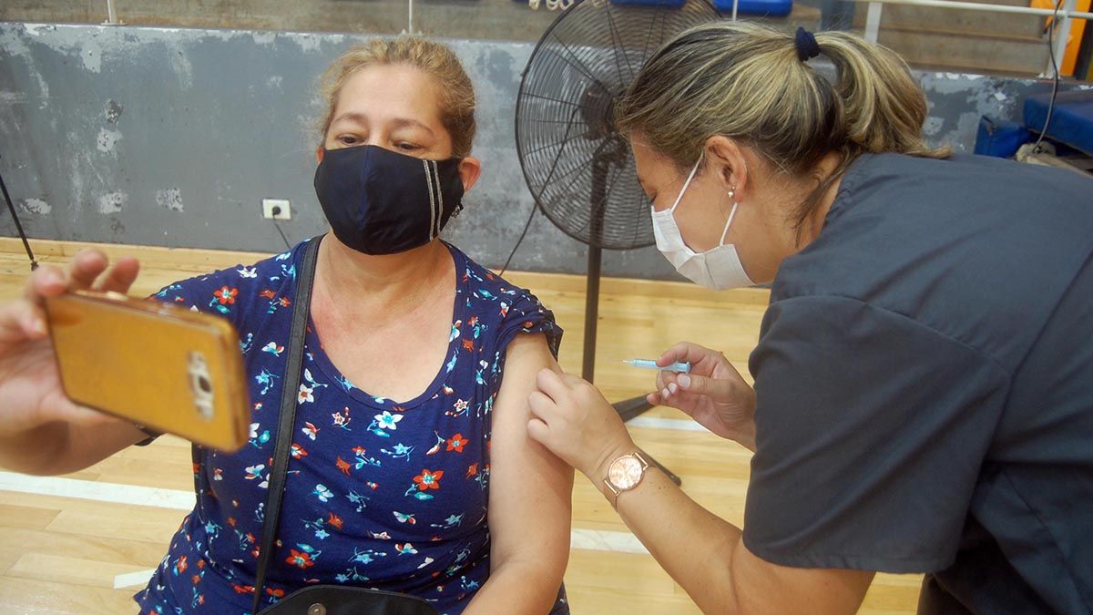 El total de vacunados contra el coronavirus en Argentina asciende a 1.430.873.