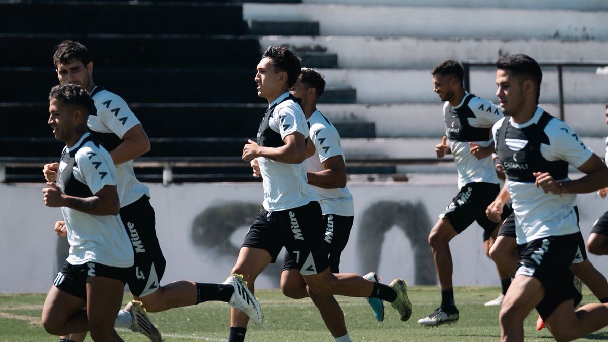 Gimnasia y Esgrima se prepara para el duro cotejo ante Independiente de Avellaneda en el V&iacute;ctor Legrotaglie.&nbsp;