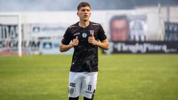 Facundo Lencioni, volante de Gimnasia y Esgrima palpitó la final ante Deportivo Madryn, que otorga un boleto a Primera División.