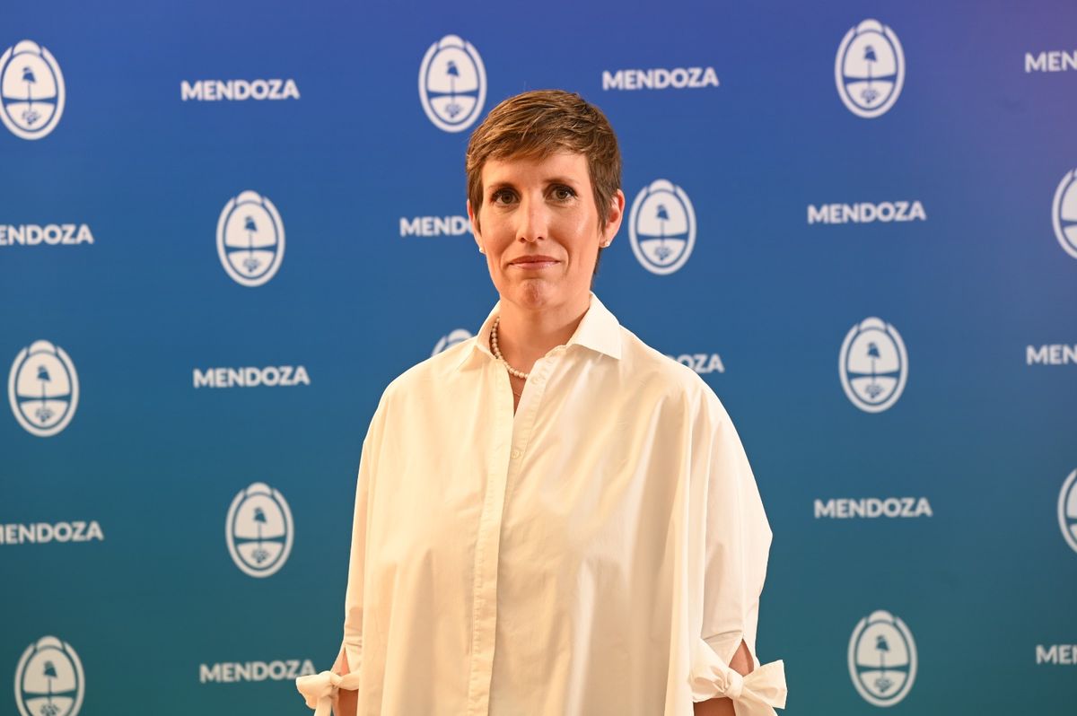 El gobernador anunció que los honorarios de Jimena Latorre por pertenecer al directorio de YPF se destinarán a reforzar cuidados ambientales. El gobernador anunció que los honorarios de Jimena Latorre por pertenecer al directorio de YPF se destinarán a reforzar cuidados ambientales.