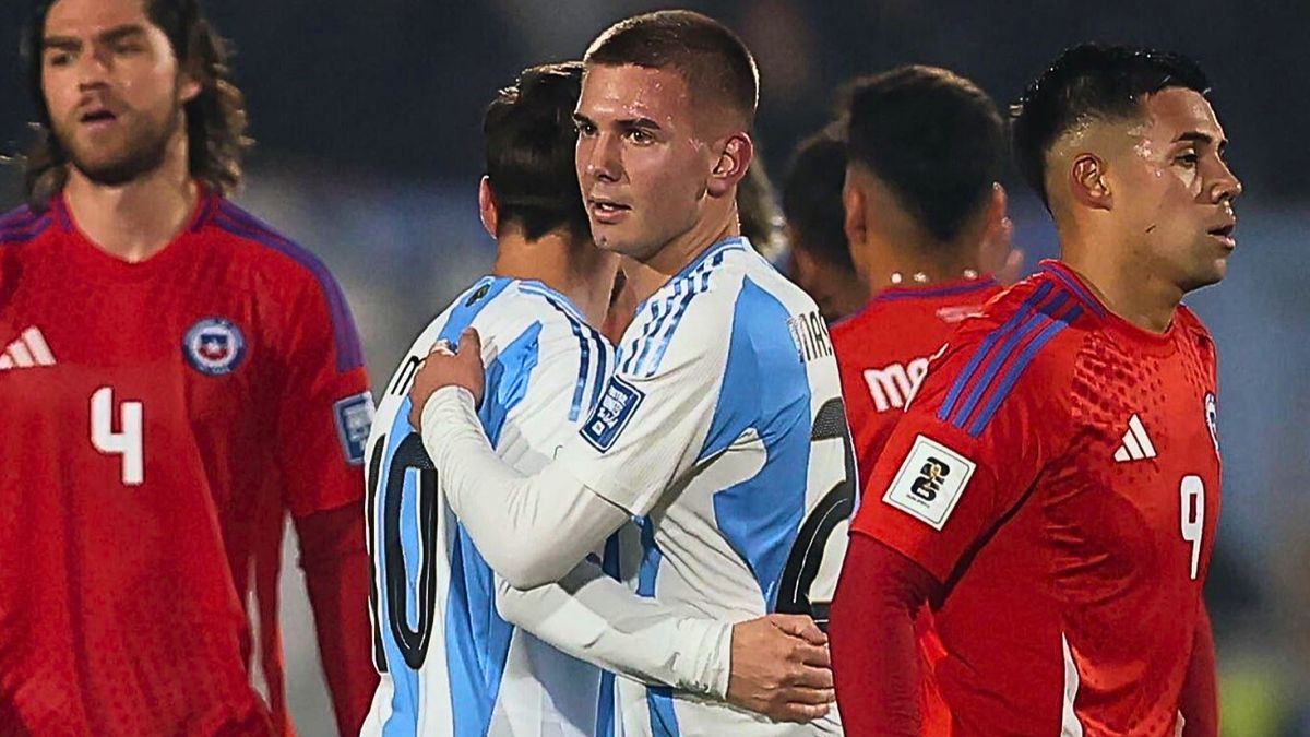 Mastantuono saluda a Messi.