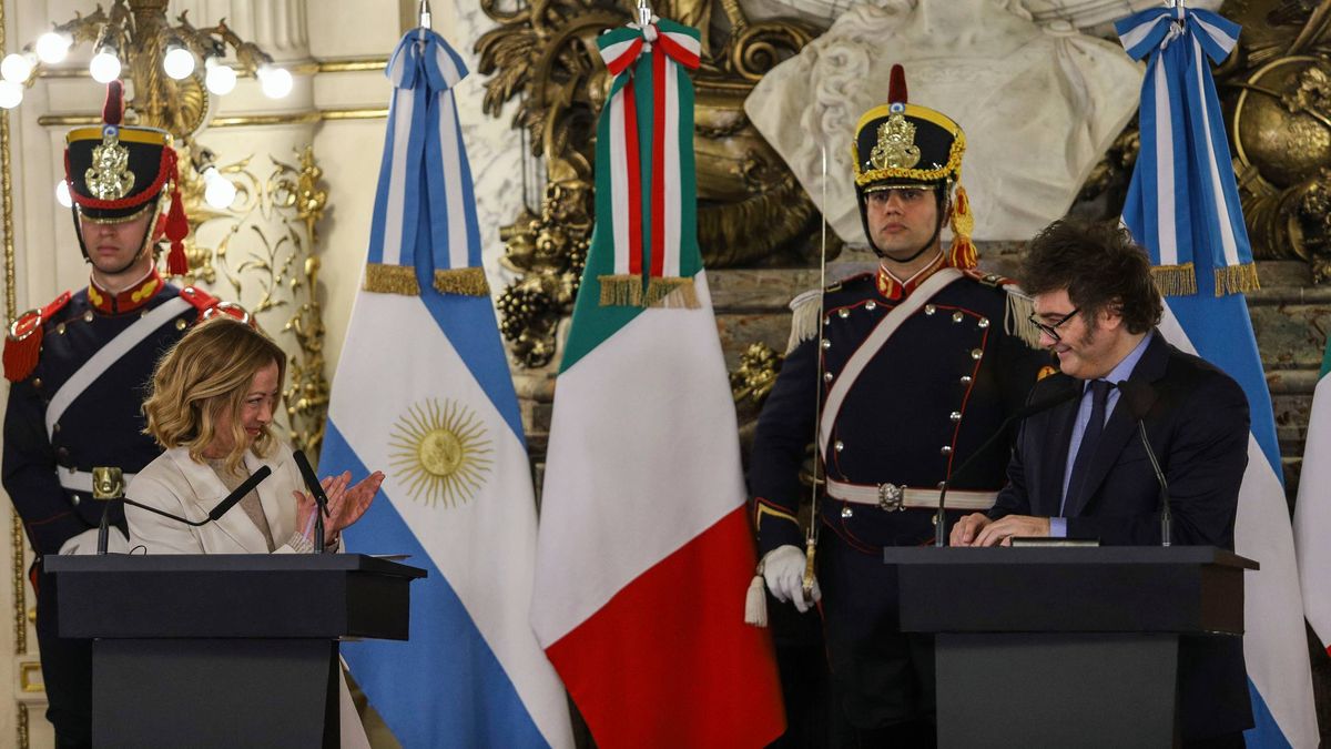 La titular del Consejo de Ministros de Italia, Giorgia Meloni, y el presidente Javier Milei. La titular del Consejo de Ministros de Italia, Giorgia Meloni, y el presidente Javier Milei.