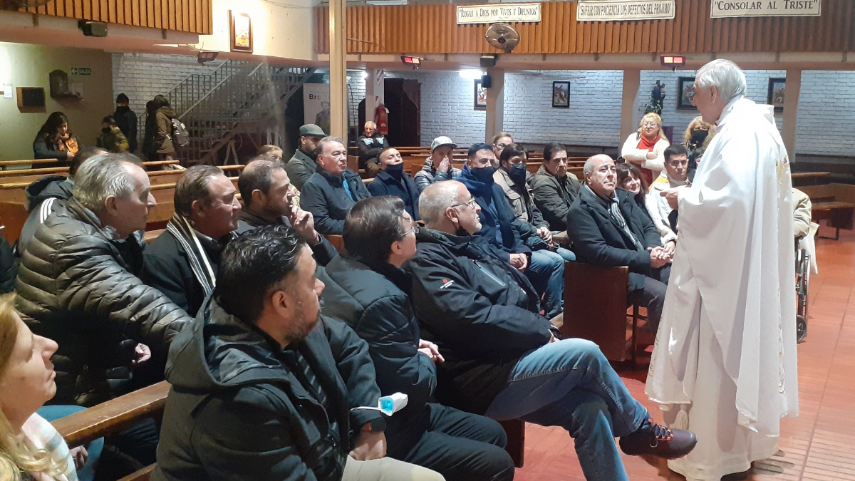 En la misa hubo referentes del albertismo.