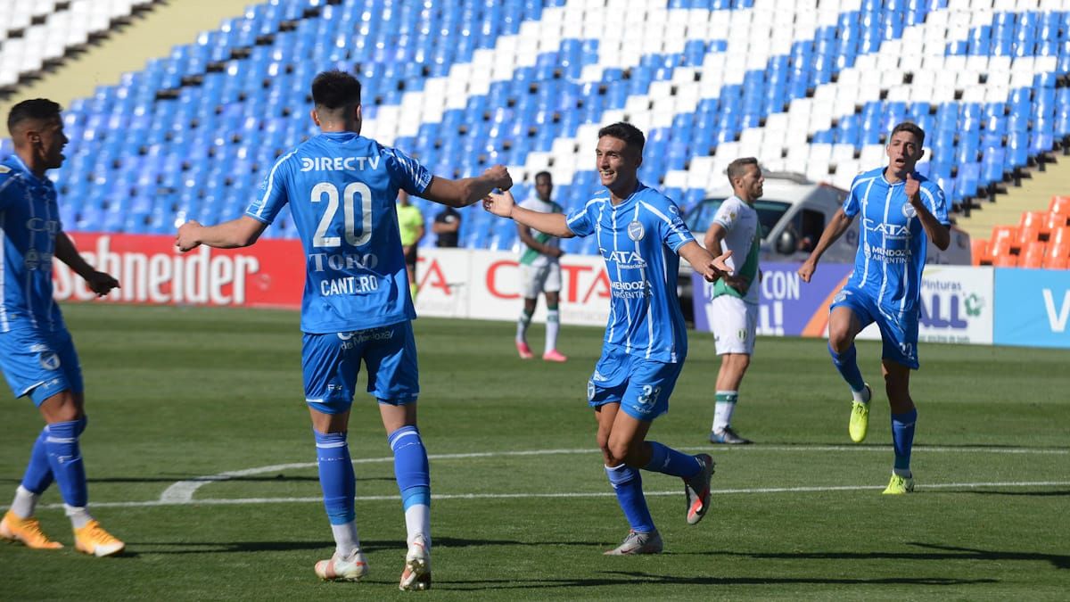 Godoy Cruz le ganó 2 a 1 Banfield, en el Malvinas