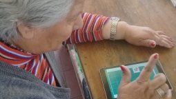 Los adultos mayores podrán completar sus estudios gracias al plan Nunca es tarde para empezar, nunca te detengas, lanzado por la DGE.