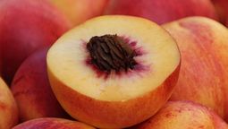 Alimento saludable. Beneficio de comer durazno, la fruta estrella de la temporada.