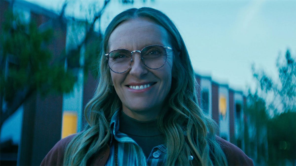 La actriz Toni Collette arrasa con su personaje en la serie de Netflix. La actriz Toni Collette arrasa con su personaje en la serie de Netflix.