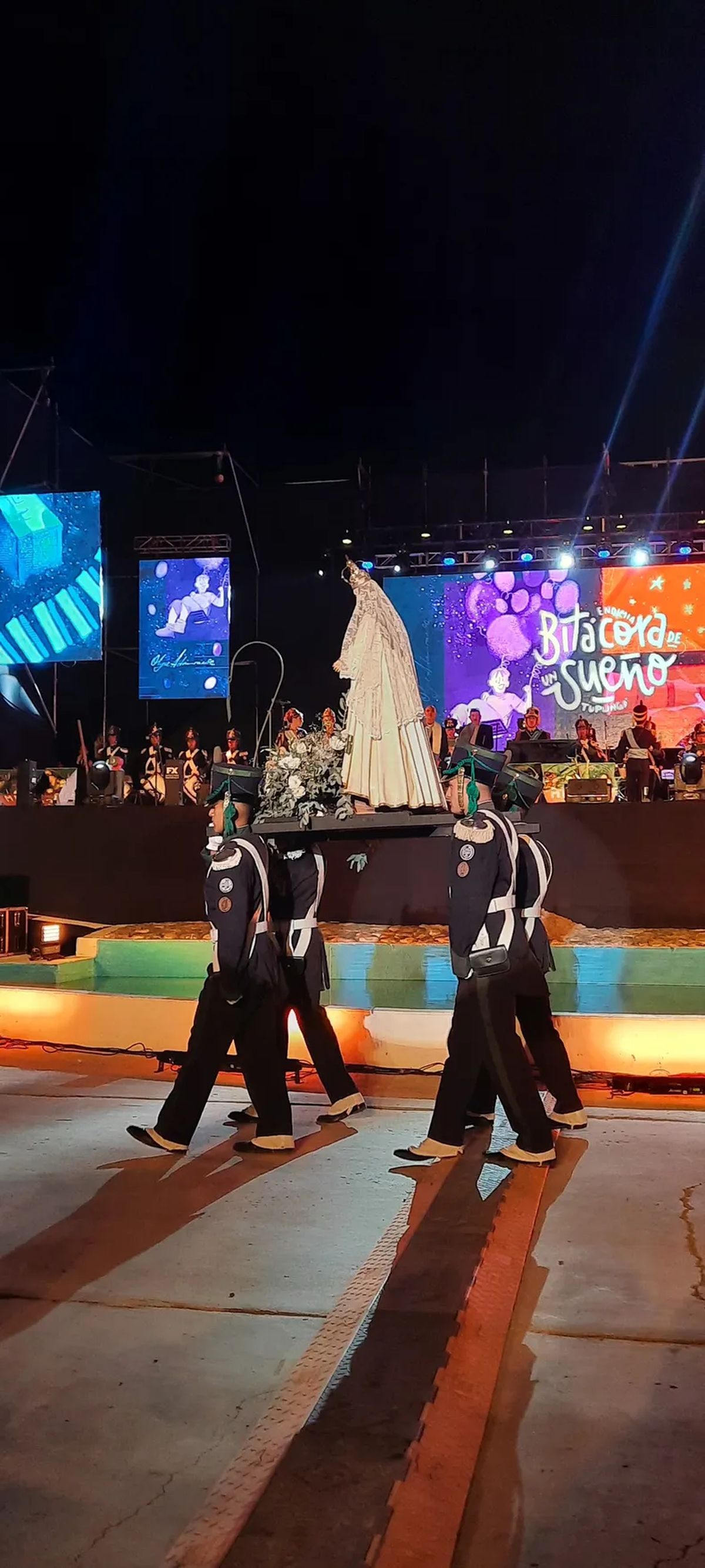 Los vecinos de Tupungato disfrutaron "Bitácora de un Sueño" Los vecinos de Tupungato disfrutaron "Bitácora de un Sueño"