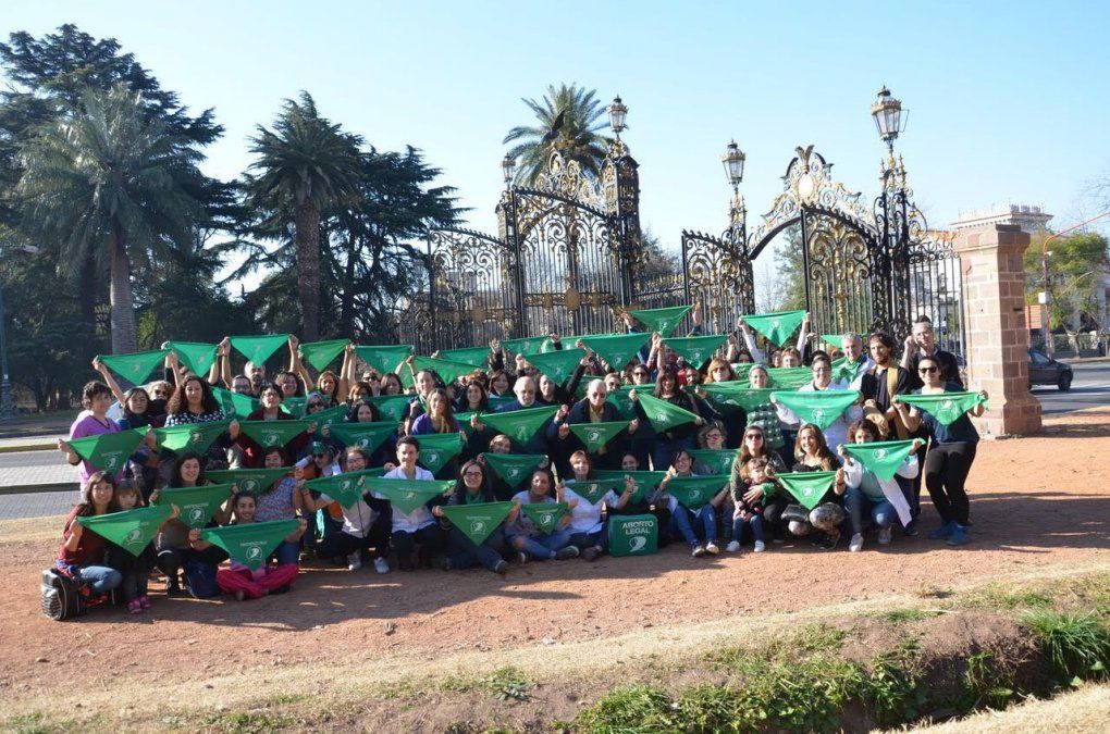 Profesionales de la Salud de Mendoza se unieron para apoyar la ley de aborto