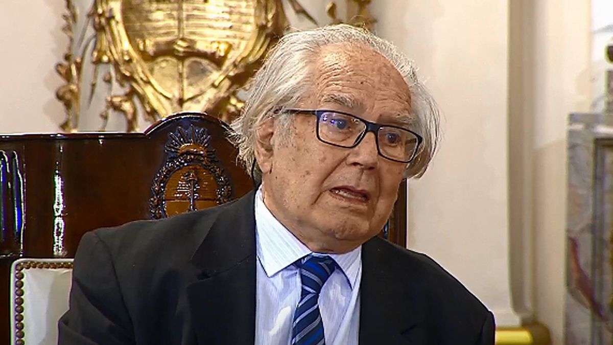 Adolfo Pérez Esquivel, a 40 años de haber recibido el Nobel de la Paz.
