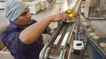 Mendoza actualizó el programa Enlace y subió los aportes a las empresas para fortalecer el empleo Mendoza actualizó el programa Enlace y subió los aportes a las empresas para fortalecer el empleo