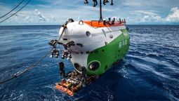 El submarino de China que tocó el fondo del mundo: descenso a 10.900 metros El submarino de China que tocó el fondo del mundo: descenso a 10.900 metros