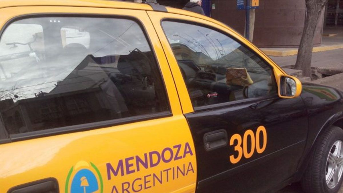 La tarifa de los taxis aumentó en Mendoza.