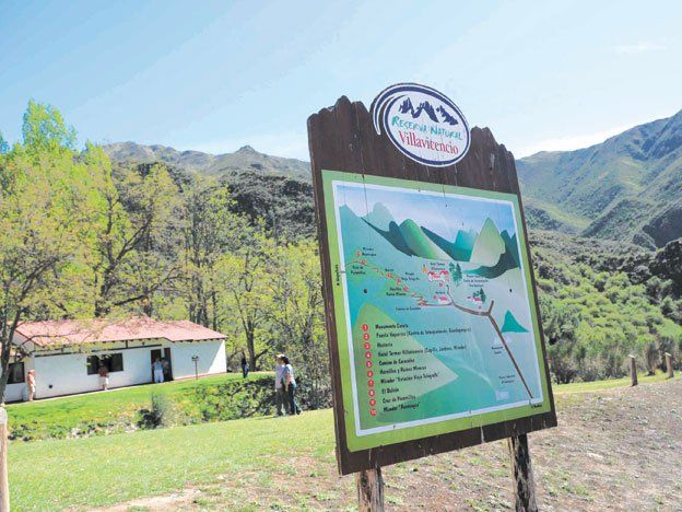 La firma Danone, dueña de la reserva natural Villavicencio, interpuso una medida judicial para frenar un proyecto minero en la zona de Paramillos con el argumento que ese proyecto quedó dentro del predio de esa área natural protegida. La firma Danone, dueña de la reserva natural Villavicencio, interpuso una medida judicial para frenar un proyecto minero en la zona de Paramillos con el argumento que ese proyecto quedó dentro del predio de esa área natural protegida.