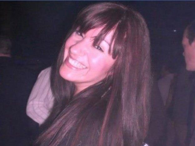Volvió el loco y la empujó”, dijo la hija de la embarazada que mataron a golpes pero logró dar a luz antes