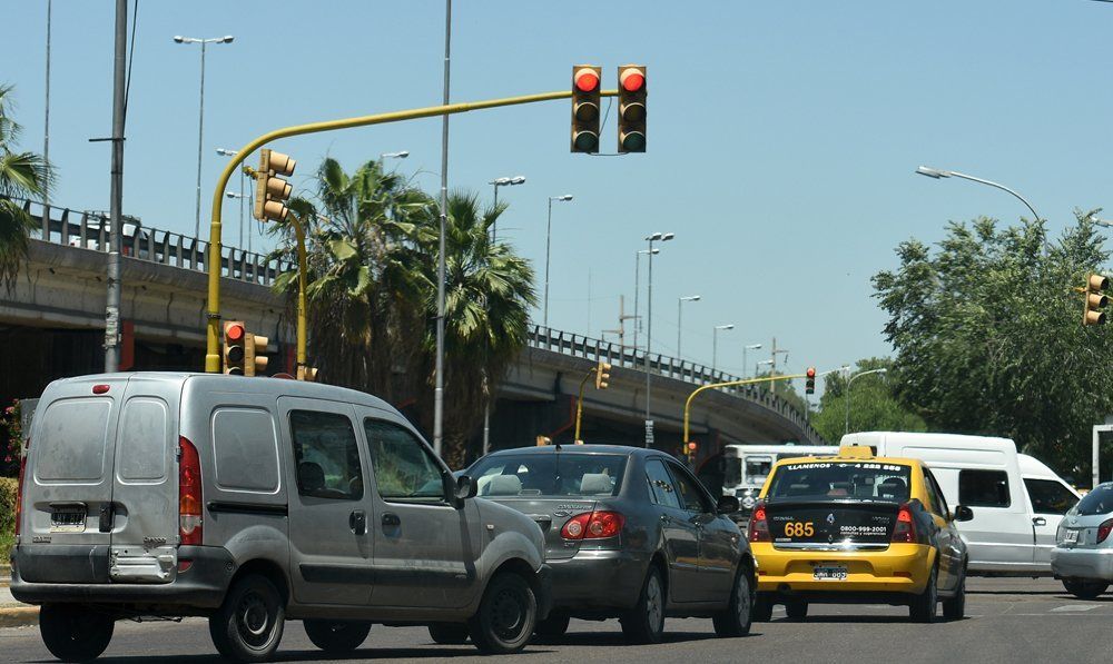 La Costanera nunca tendrá onda verde