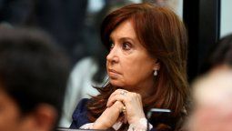 Cristina pidió permiso para faltar a las próximas audiencias del juicio