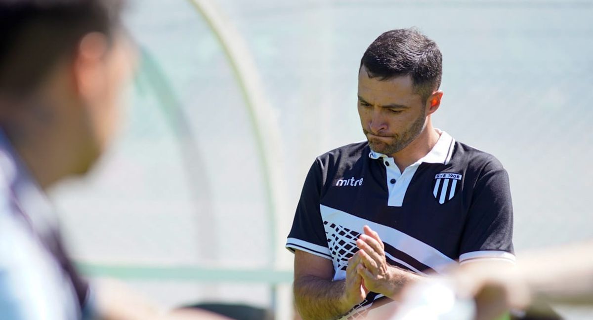 Joaquín Sastre muchas veces cuestionado y puso al Lobo en la siguiente etapa del torneo. Joaquín Sastre muchas veces cuestionado y puso al Lobo en la siguiente etapa del torneo.