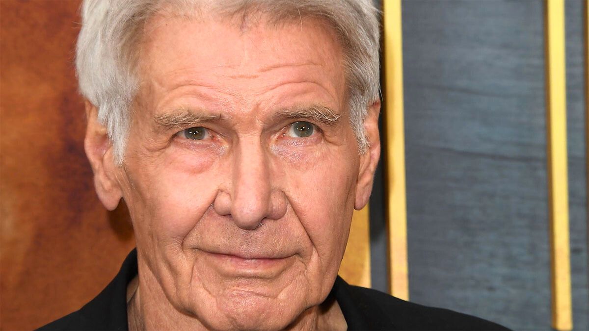 El acttor Harrison Ford interpreta a Jack Ryan en la película de Netflix.