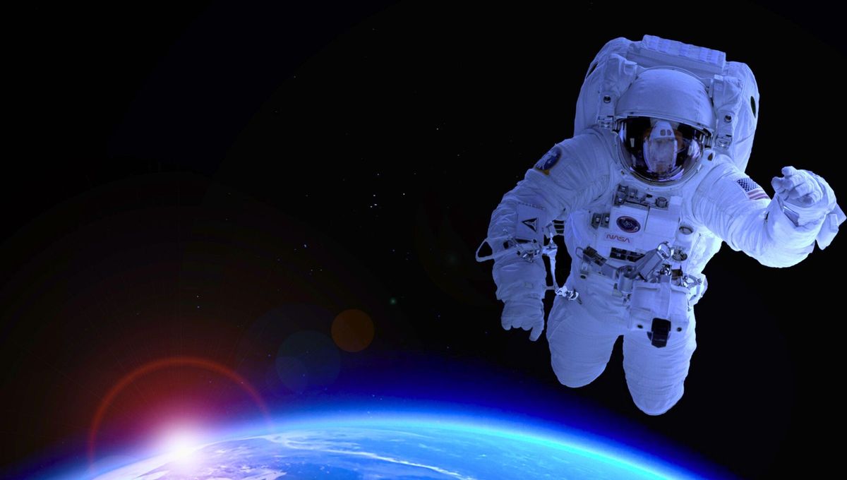 Guerman Titov fue el segundo hombre en volar al espacio y el primero en realizar un viaje de larga duración en este entorno hostil. También fue él quien tomó las primeras fotografías de la Tierra desde el espacio. Guerman Titov fue el segundo hombre en volar al espacio y el primero en realizar un viaje de larga duración en este entorno hostil. También fue él quien tomó las primeras fotografías de la Tierra desde el espacio.