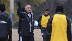 José María Bianco confirma los once para jugar con Sarmiento