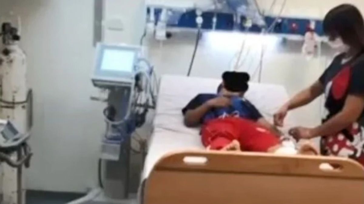 El niño había salido de su casa junto a su hermana para comprar, en La Matanza, y quedó en medio de un tiroteo entre policías y delincuentes. Fue herido en una pierna