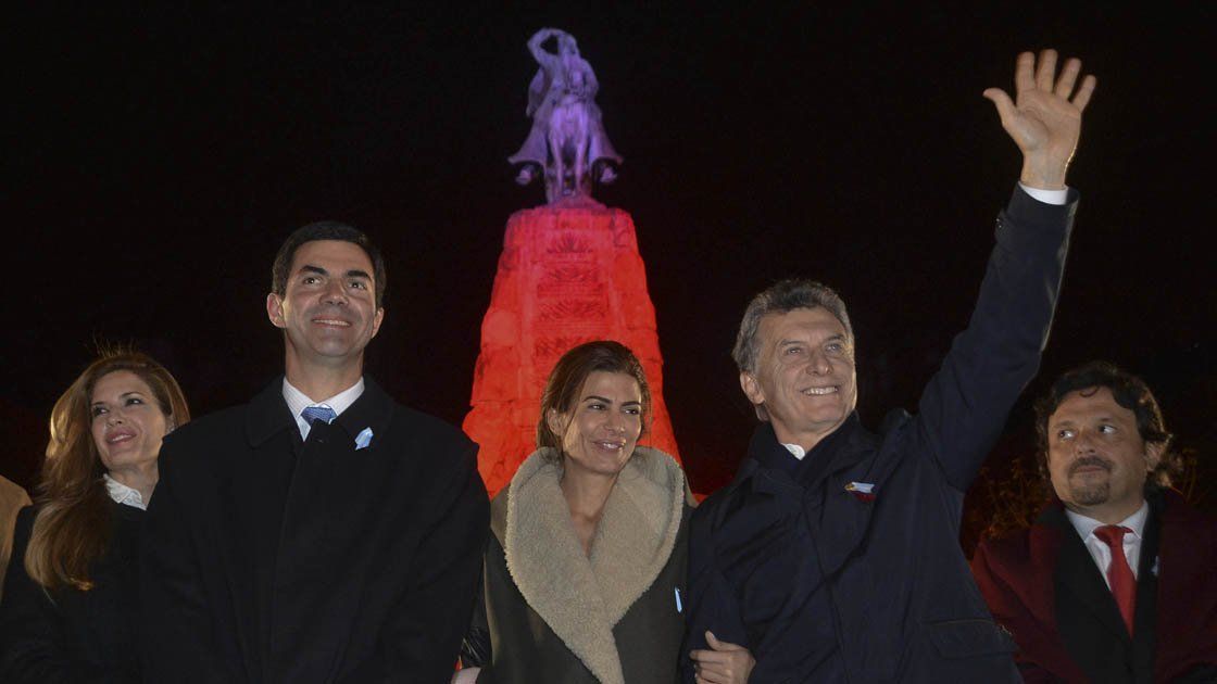 Macri encabezó en Salta el homenaje a Güemes