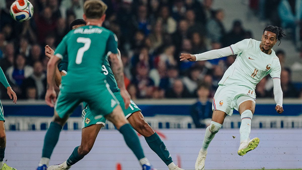 Olise marc&oacute; un hat-trick para Francia.