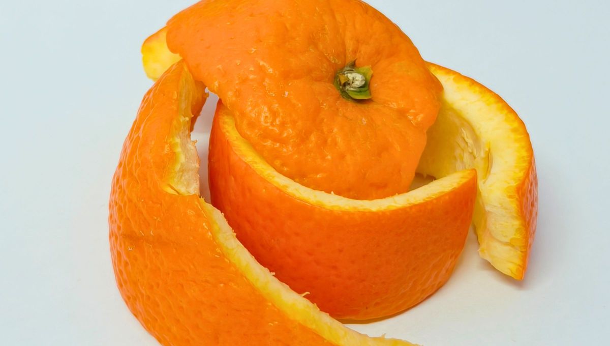Si tenés naranjas usadas y su cáscara en casa, tenés un tesoro en tus manos: por qué y para qué sirven. Foto Canva