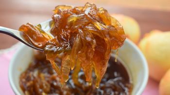 Cómo preparar Mermelada de cebolla caramelizada: la receta riquísima, dulce y cremosa con 3 ingredientes Cómo preparar Mermelada de cebolla caramelizada: la receta riquísima, dulce y cremosa con 3 ingredientes