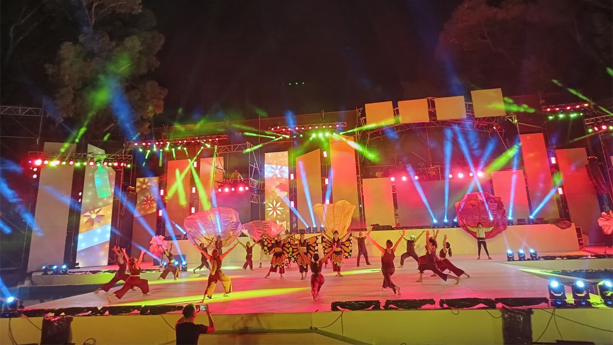 San Rafael se vistió de fiesta con su vendimia departamental. San Rafael se vistió de fiesta con su vendimia departamental.