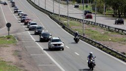 Coronavirus en Mendoza: más de 80 turistas dejaron la provincia en una controlada caravana