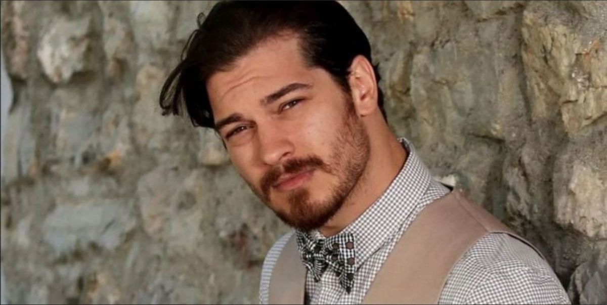 Netflix tiene la sensual serie turca de 7 capítulos cortos que fascina al mundo.