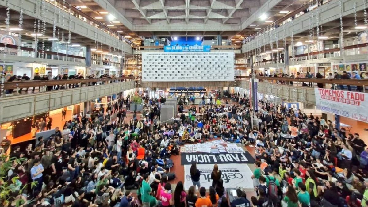 Hay 40 universidades tomadas en el país.