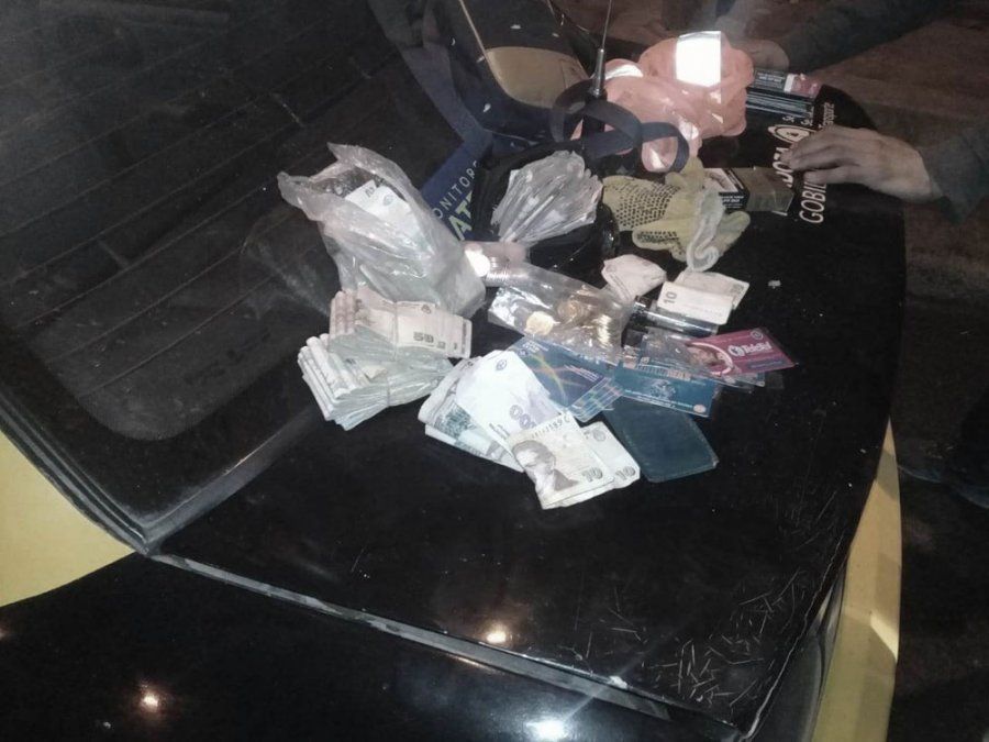 Robaron un kiosco, se fugaron en un taxi y fueron detenidos