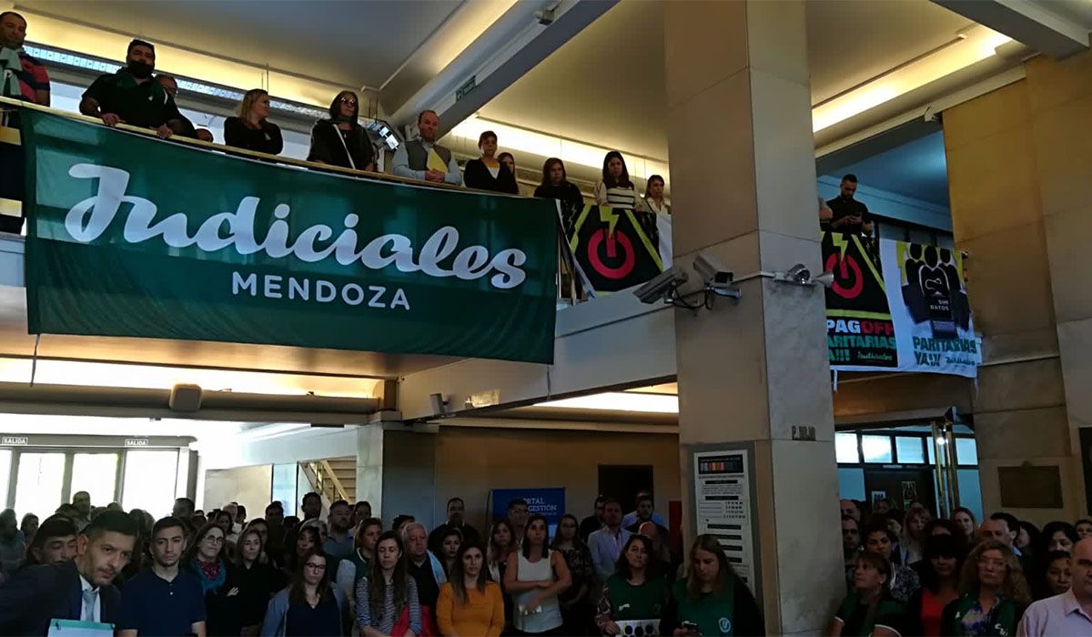 El gremio de los empleados judiciales define si tomará nuevas medidas de fuerza en reclamo por la reapertura de paritarias.