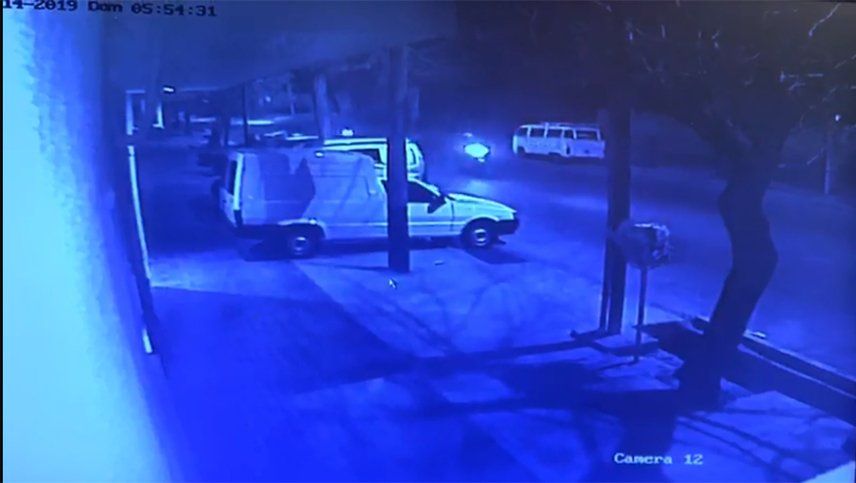 Video: así circulaba la moto en la que murió una joven en el barrio Trapiche