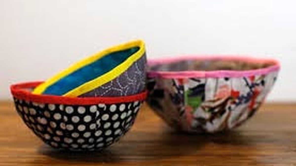 Trabajo terminado. Una hermosa panera de tela con este truco DIY. Trabajo terminado. Una hermosa panera de tela con este truco DIY.