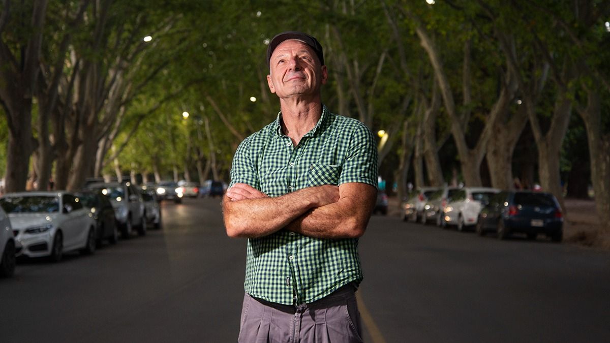 José Kemelmajer se animó a sus 60 años a encarar una titánica tarea: producir, dirigir y actuar en un largometraje totalmente realizado y actuado por mendocinos.