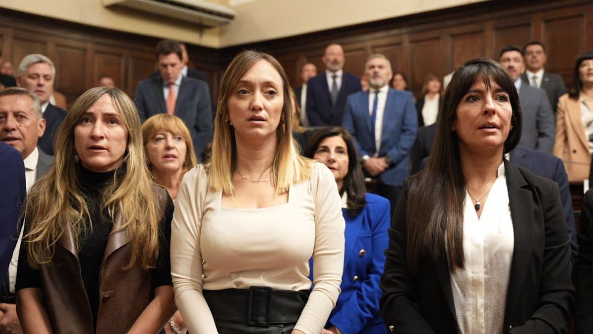 Llano, Sagasti y Verasay en la apertura de sesiones legislativas de este año. Llano, Sagasti y Verasay en la apertura de sesiones legislativas de este año.