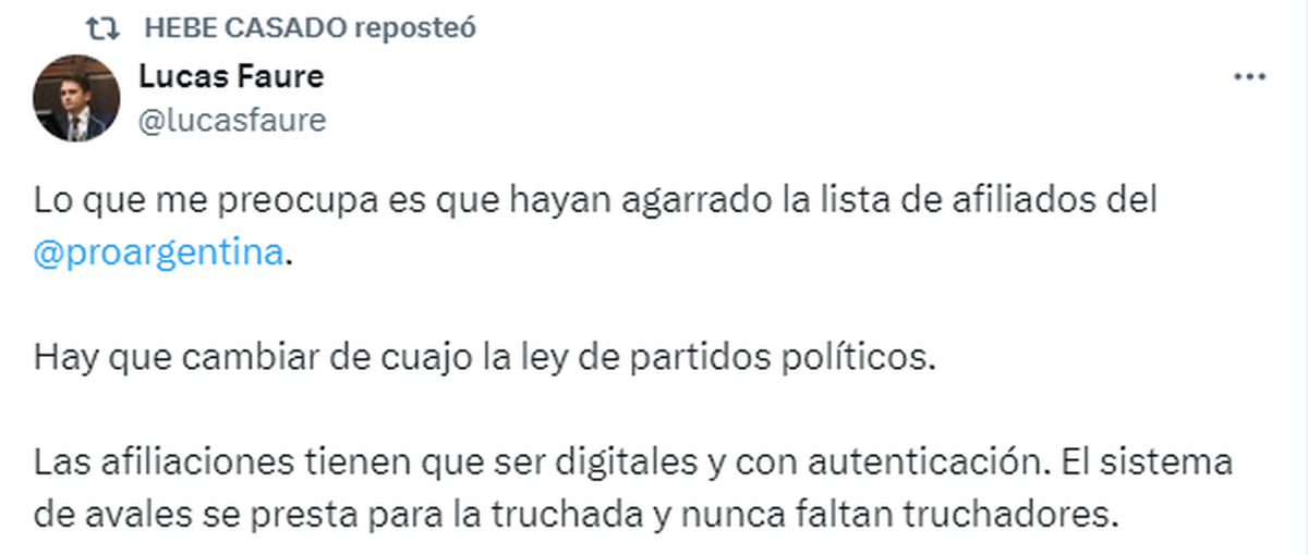 Uno de los tuits de Hebe Casado, tras el escándalo de los avales truchos. Uno de los tuits de Hebe Casado, tras el escándalo de los avales truchos.