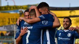 Independiente Rivadavia y tres goles para soñar a lo grande