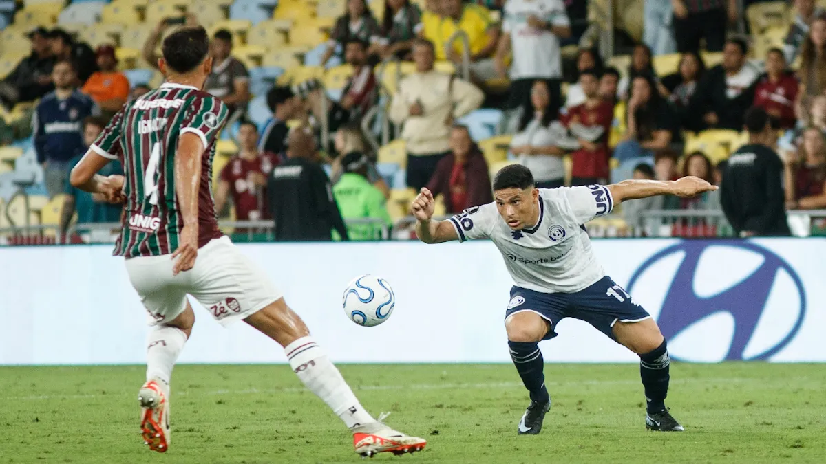 Maxi Salas fue titular y protagonista del buen partido que hizo Independiente Rivadavia en Brasil.