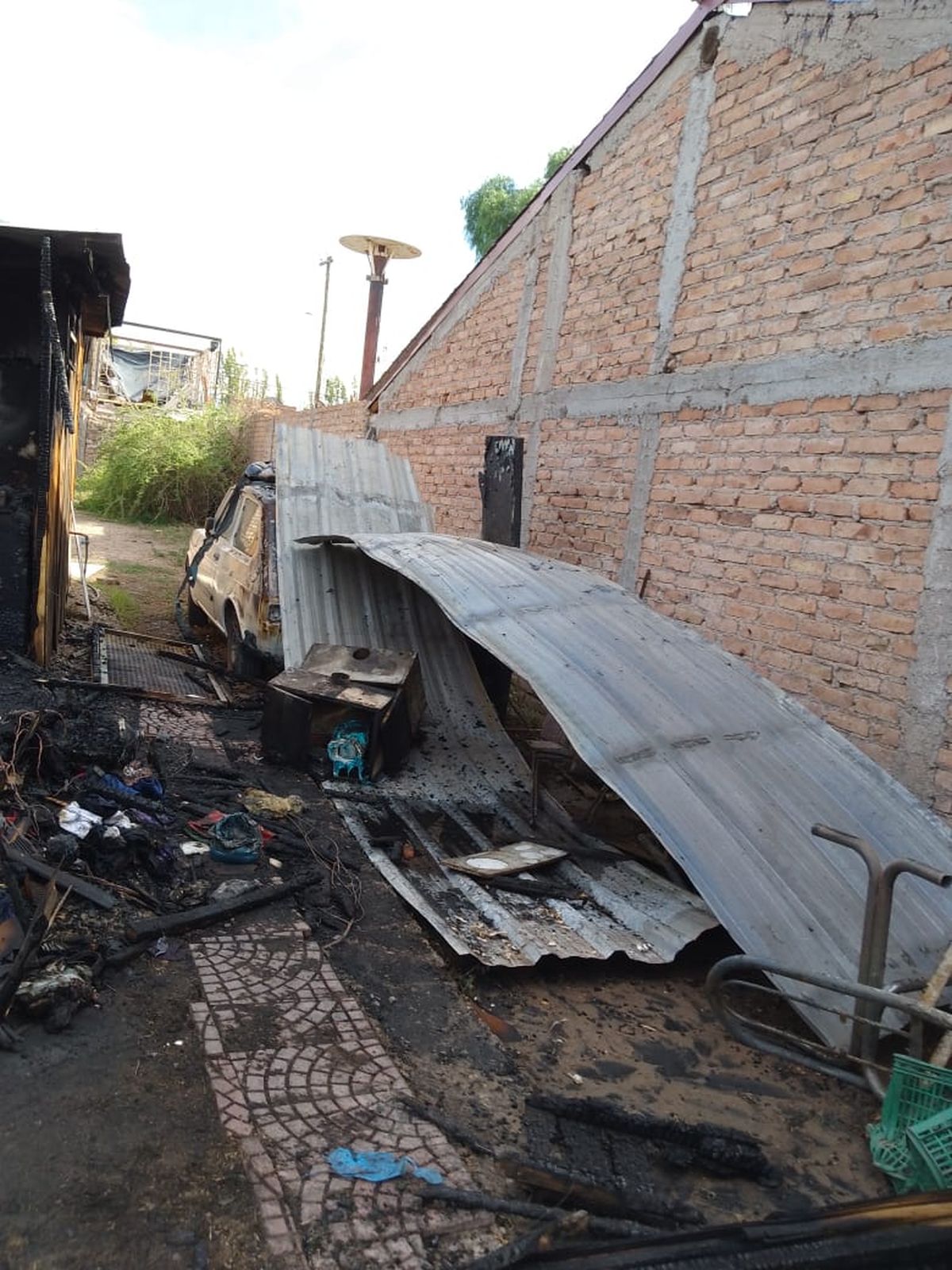 Daños materiales y pérdidas por el fuego.