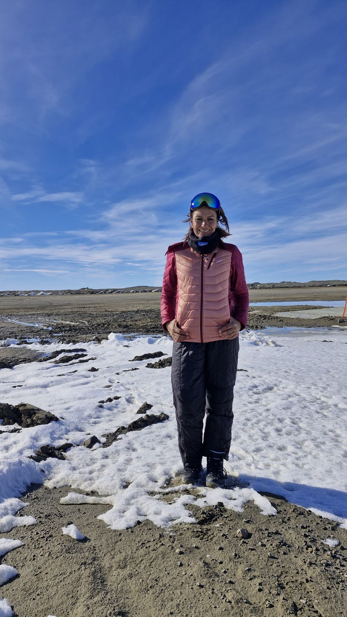 La periodista de El Siete se encuentra en la Antártida, y este domingo visitó la Base Petrel, a unos 80 kilómetros de Base Marambio. La periodista de El Siete se encuentra en la Antártida, y este domingo visitó la Base Petrel, a unos 80 kilómetros de Base Marambio.